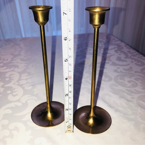 Vintage Pair of Brass Tulip Candlestick Holders--Leonard Towle Taiwan Brass - Picture 8 of 8